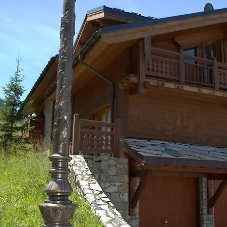 Studio Cosy Skis Aux Pieds - Moriond Avec Terrasse Et Equipements Confort - Fr-1-575-90 Apartment *
